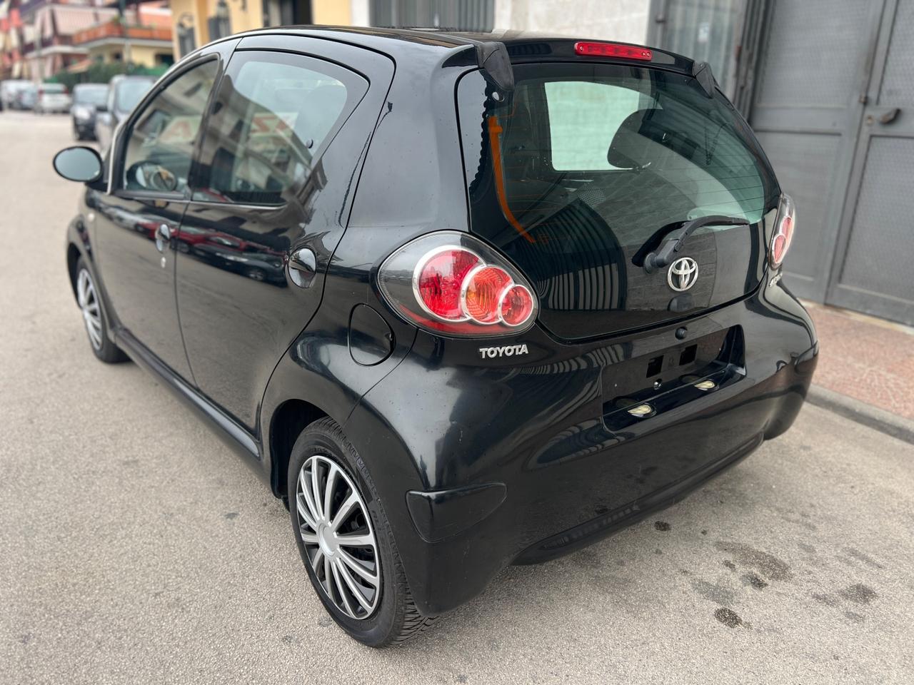 Toyota Aygo 1.0 – Anno 2010