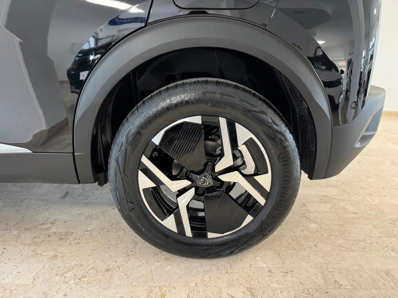 Peugeot 2008 Hybrid 145 e-DCS6 Allure