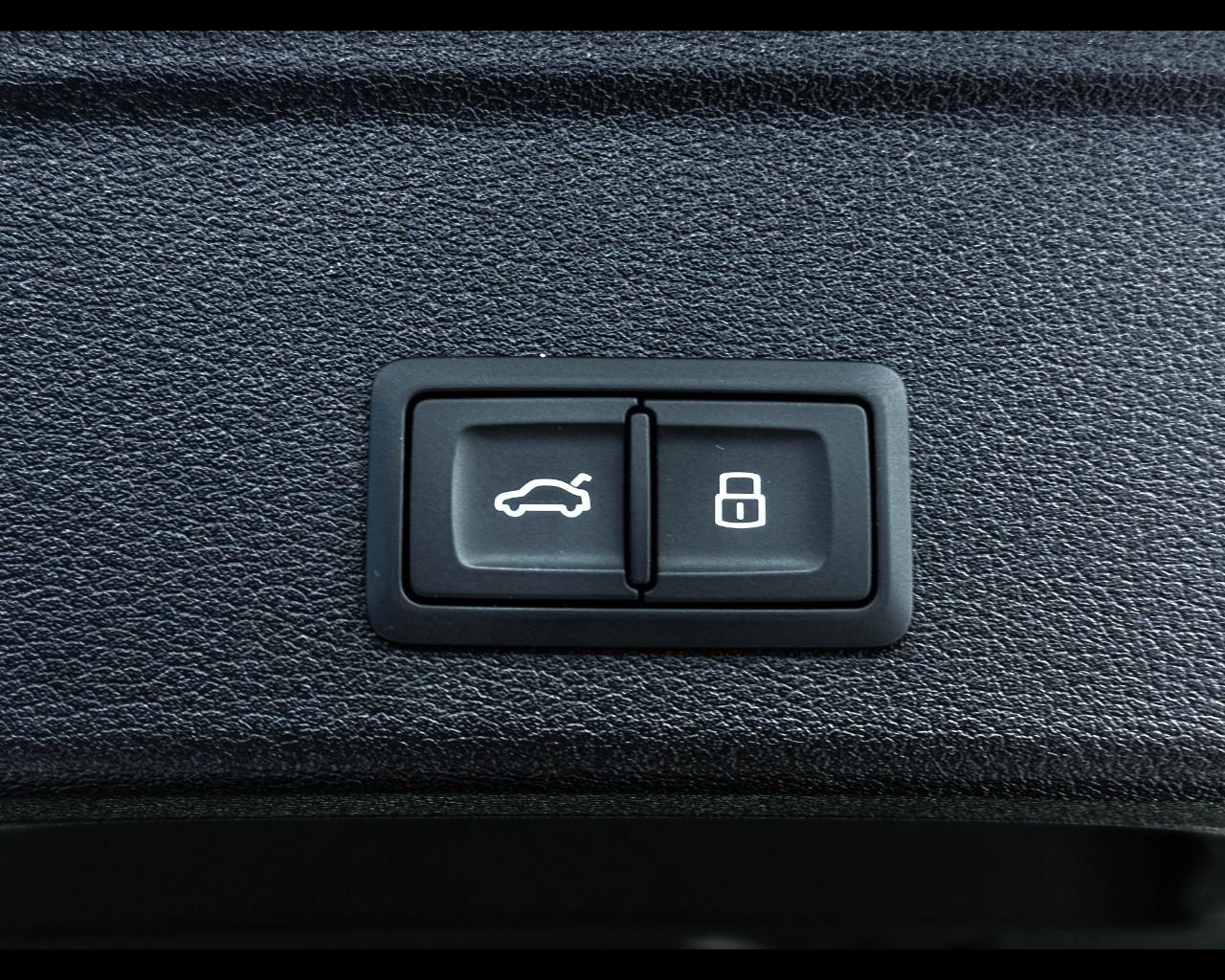 AUDI A4 allroad 2ª serie - A4 allroad 50 TDI tiptronic Business E