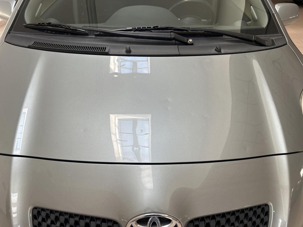 Toyota Yaris 5p 1.0 Sol