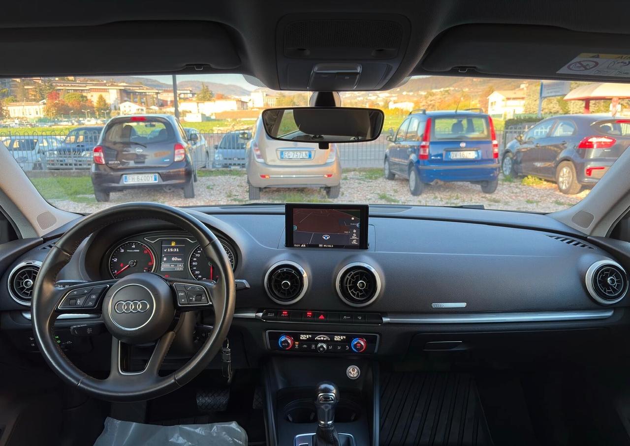 Audi A3 SPORTBACK 1.6 TDi 116CV S-TRONIC