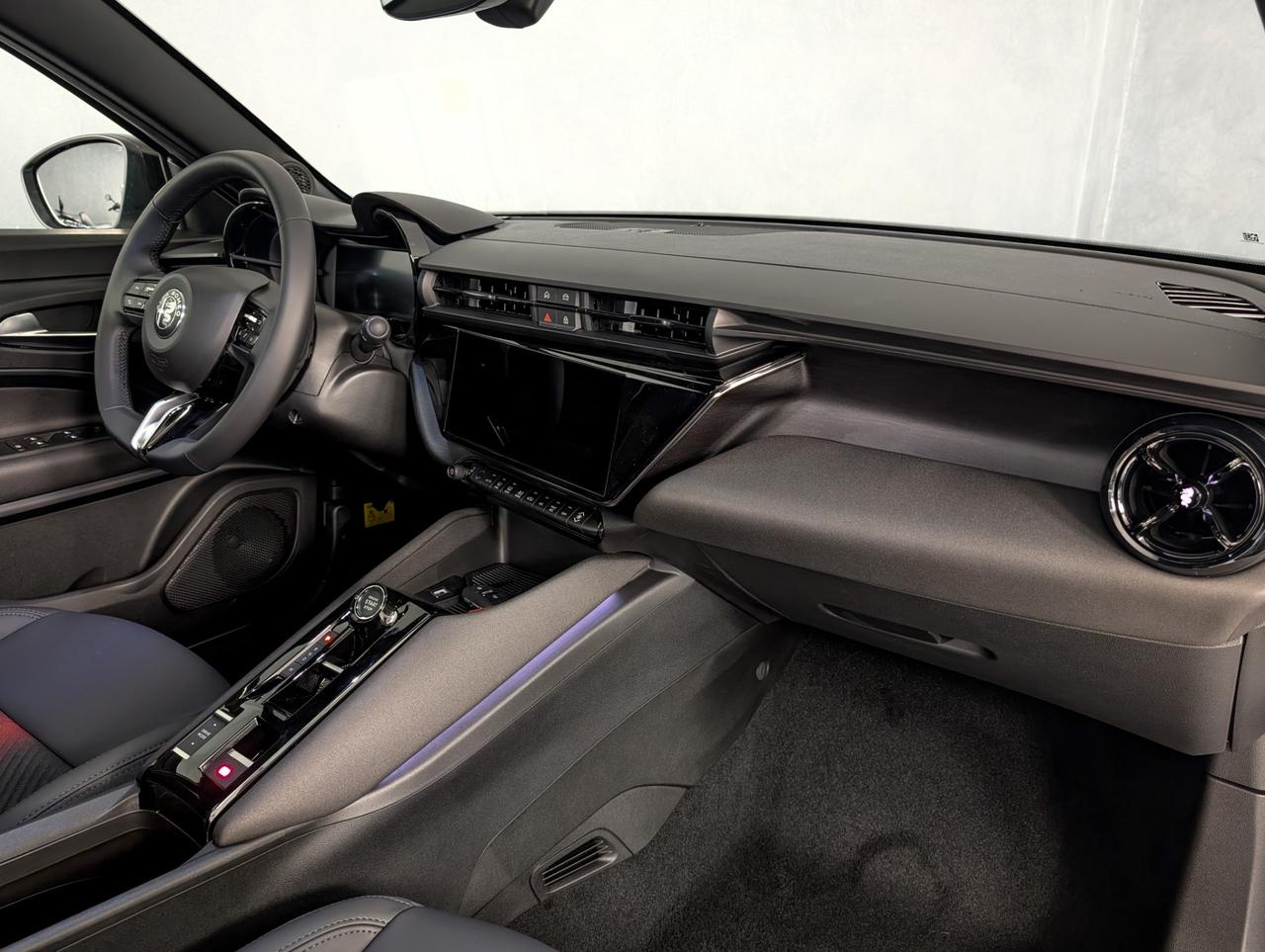 Alfa Romeo Junior 1.2 Hybrid 136cv eDCT6 Tech Speciale