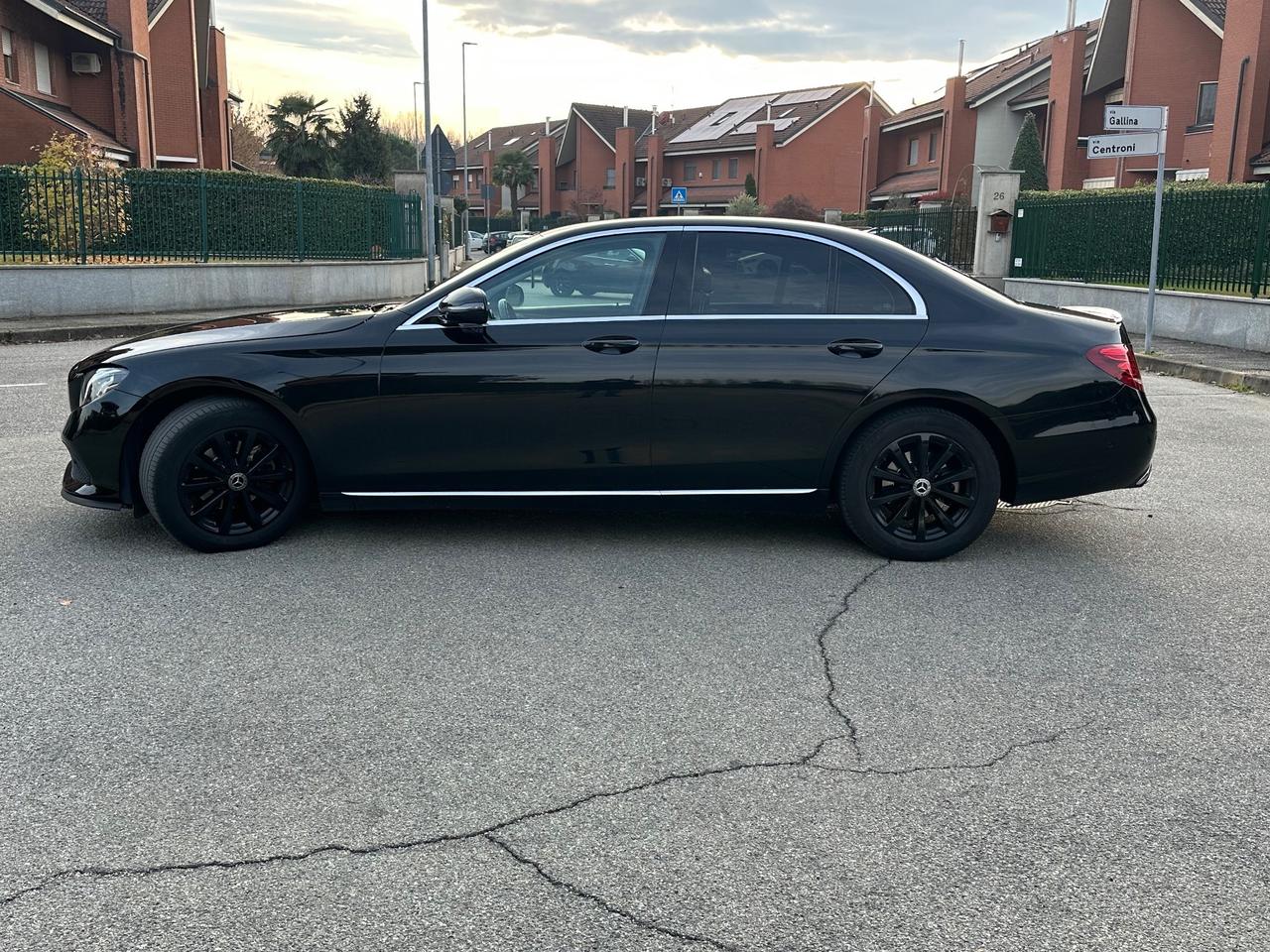 Mercedes-benz E 220 200 d Auto Premium Plus