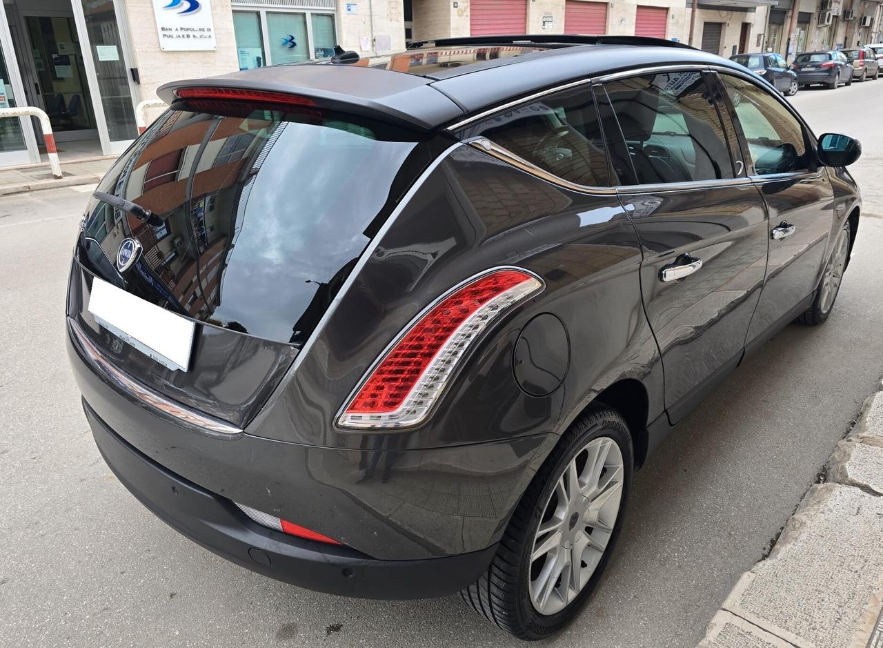 Lancia Delta 1.6 Multijet Platino