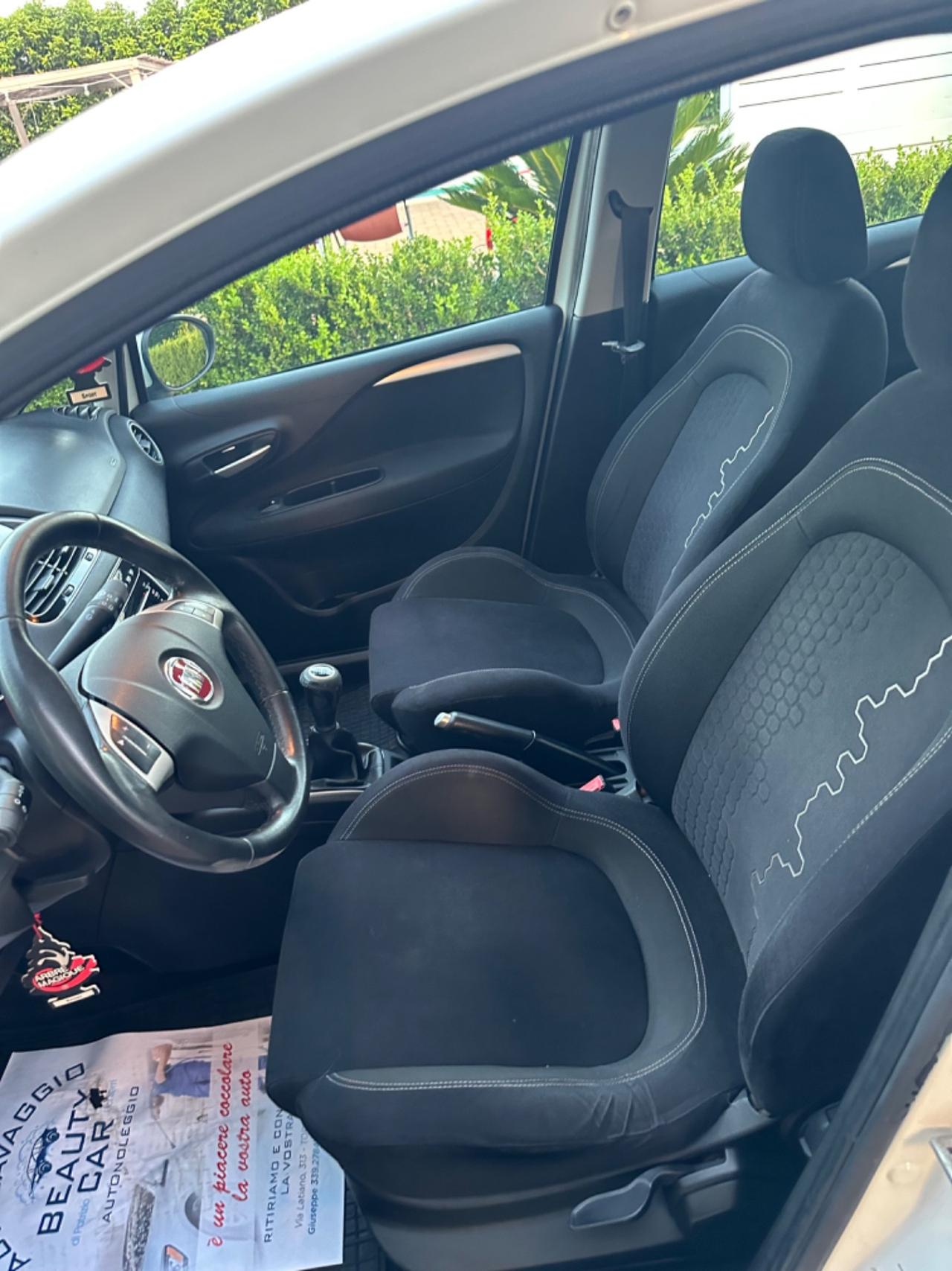Fiat Punto 1.3 MJT II 75 CV 5 porte Street