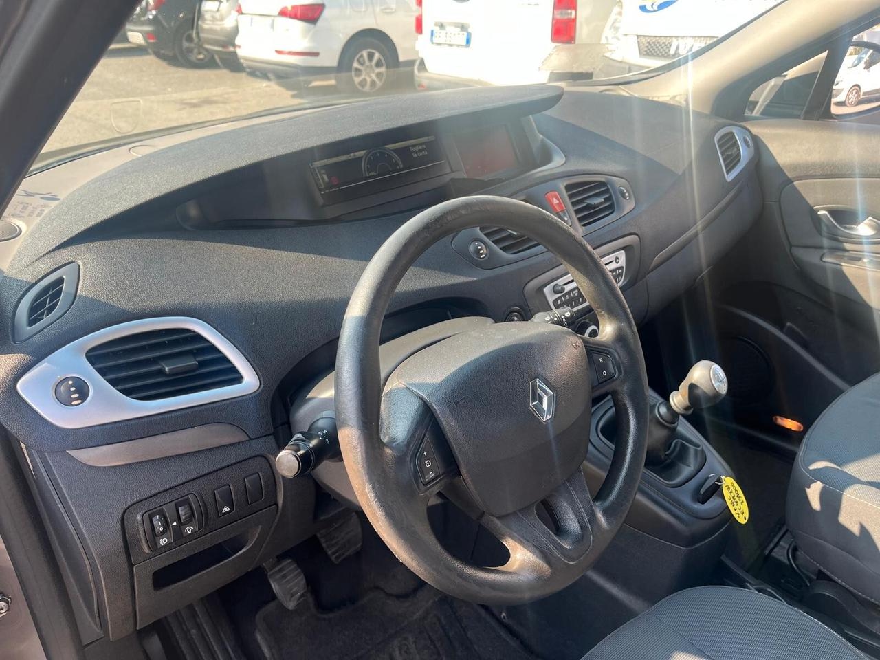 Renault Scenic Scénic 1.5 dCi 110CV