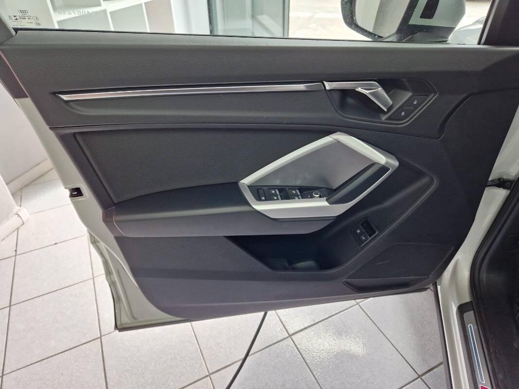 Audi Q3 Sportback 45 1.4 tfsi e S line edition s-tronic