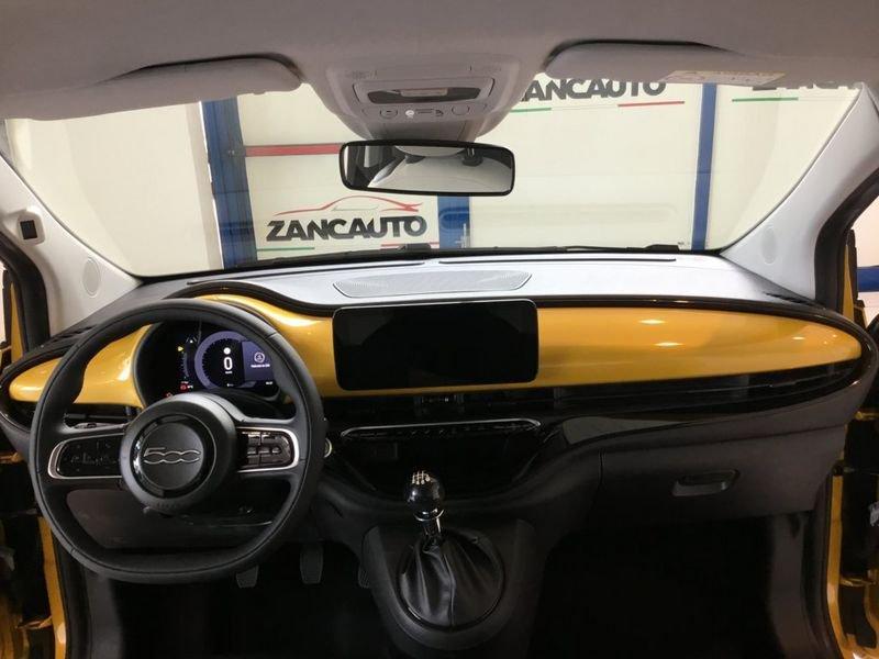 FIAT 500 Hybrid Hybrid Icon MY26 PACK STYLE