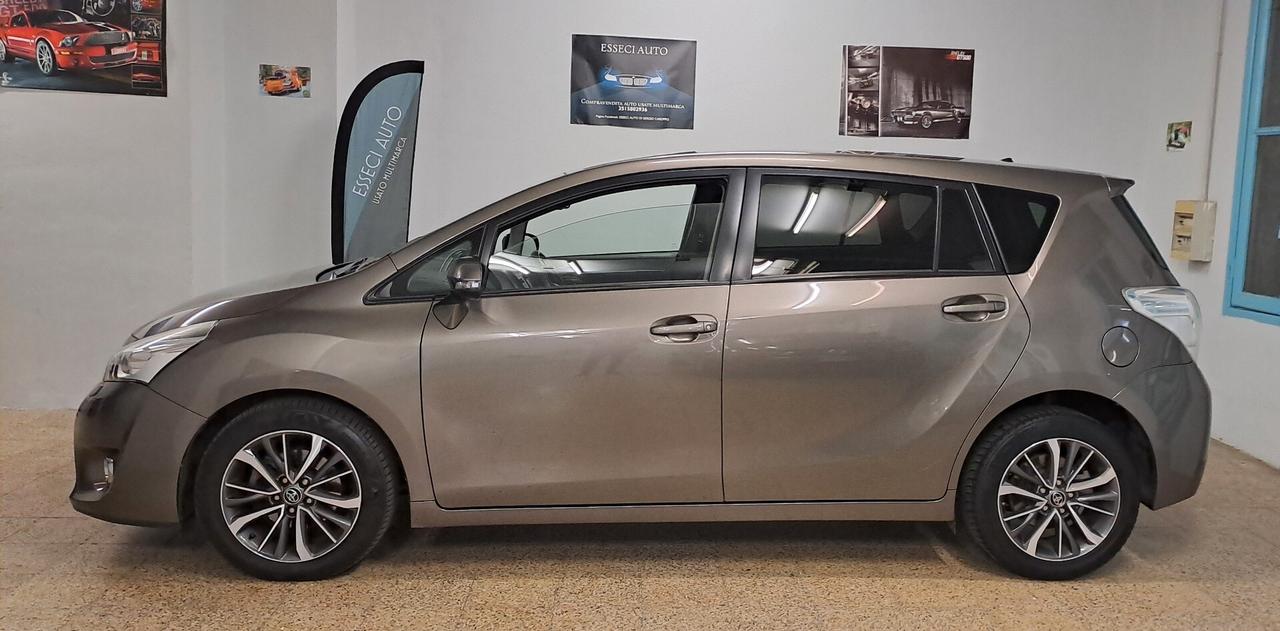 Toyota Verso 1.6 D-4D Style