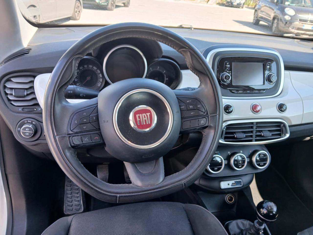 FIAT 500X 1.6 Diesel 120CV – 97.531 km – Bianco – Neopatentati