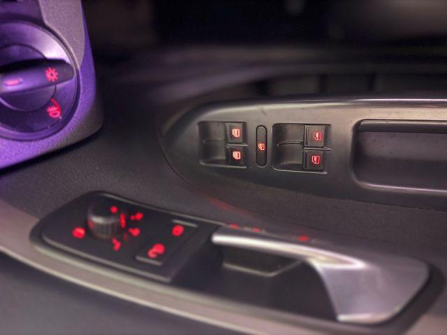 VOLKSWAGEN Touran 2.0 Highline Ecofuel