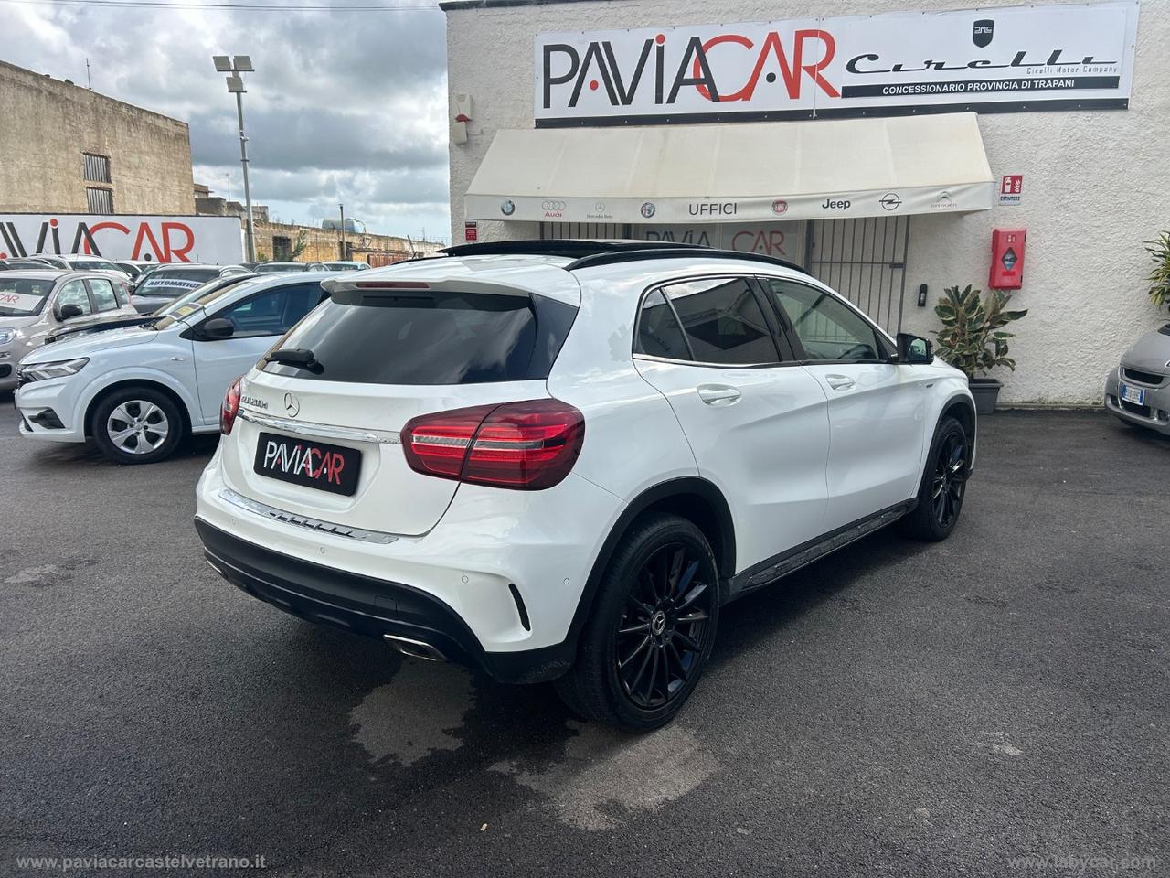 MERCEDES-BENZ GLA 200 d Automatic Premium NIGHT EDITION