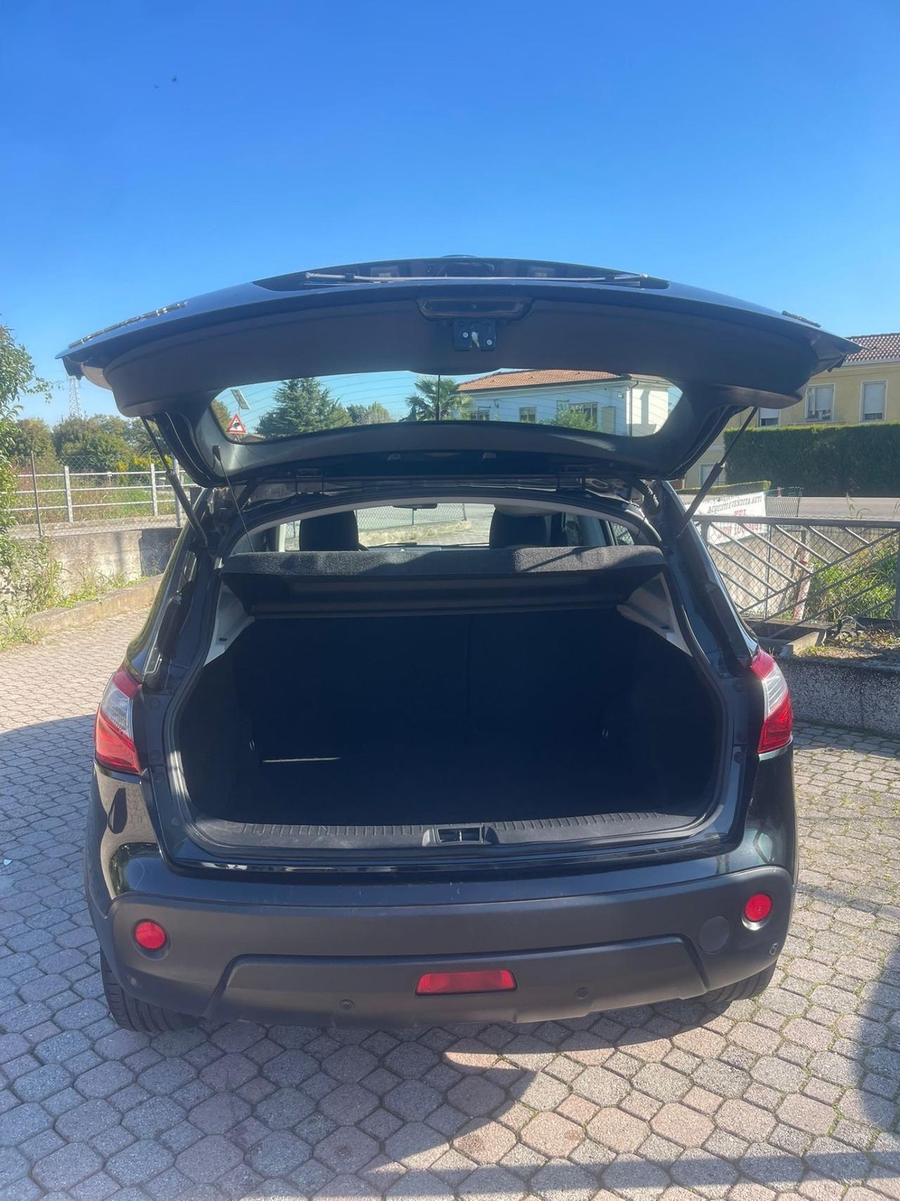 Nissan Qashqai 1.5 dCi DPF Tekna