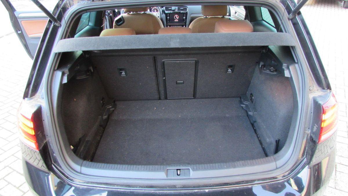 VOLKSWAGEN - Golf - 1.6 TDI 115CV DSG 3p. Sport BMT R-LINE PIU' PELLE