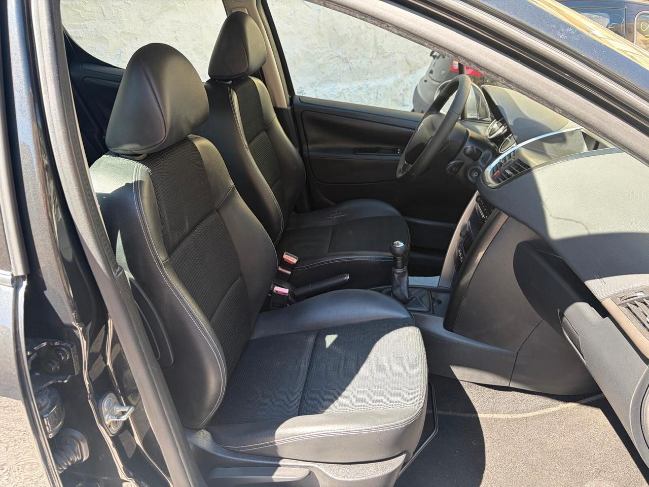 Peugeot 207 1.6 HDi 93CV 12 MESI DI GARANZIA