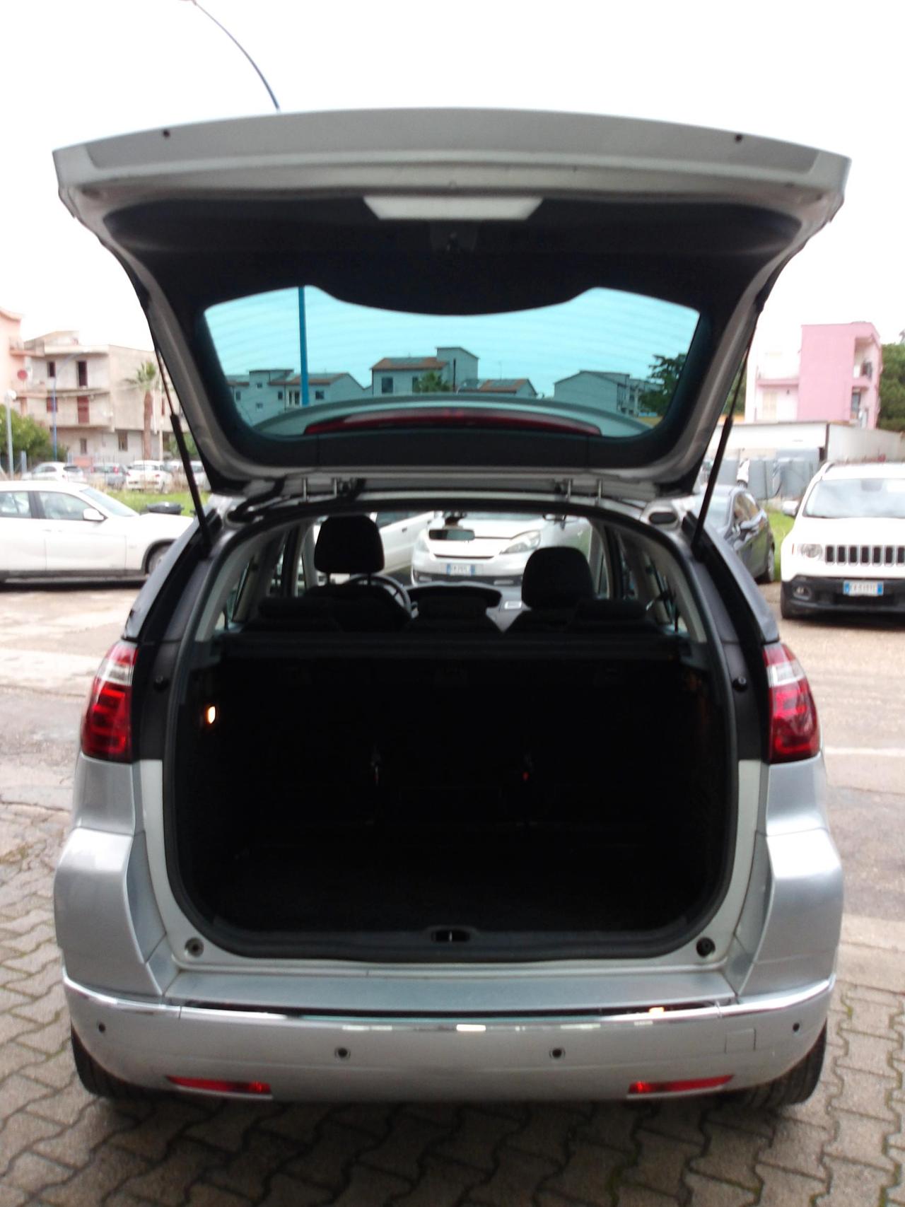 Citroen C4 Picasso 1.6 hdi Seduction 110cv cmp6