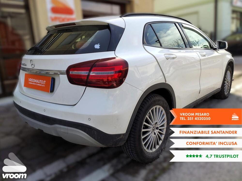 MERCEDES GLA (X156) GLA 200 d Automati...