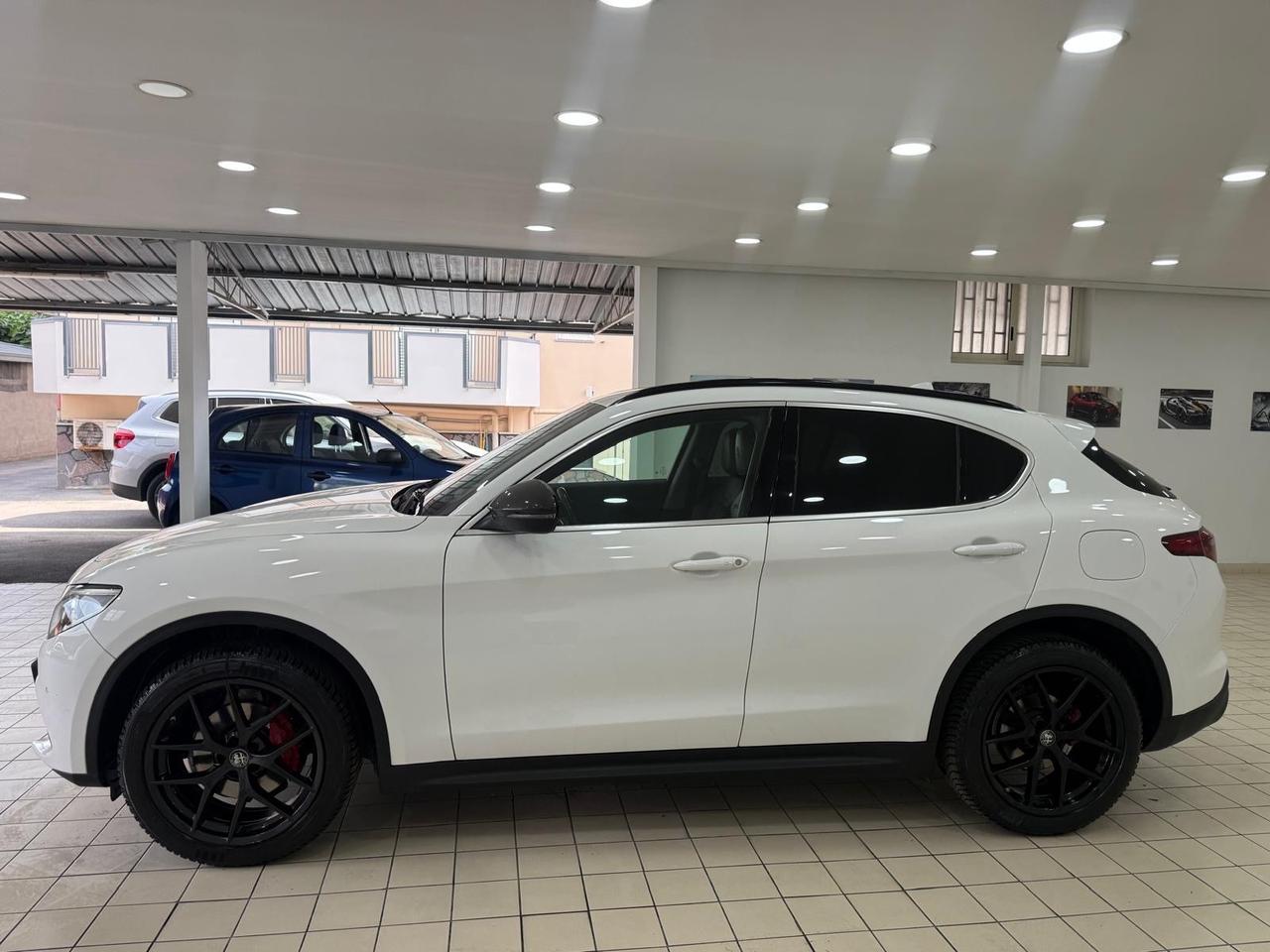 Alfa Romeo Stelvio 2.2 Turbodiesel 210 CV AT8 Q4 Business
