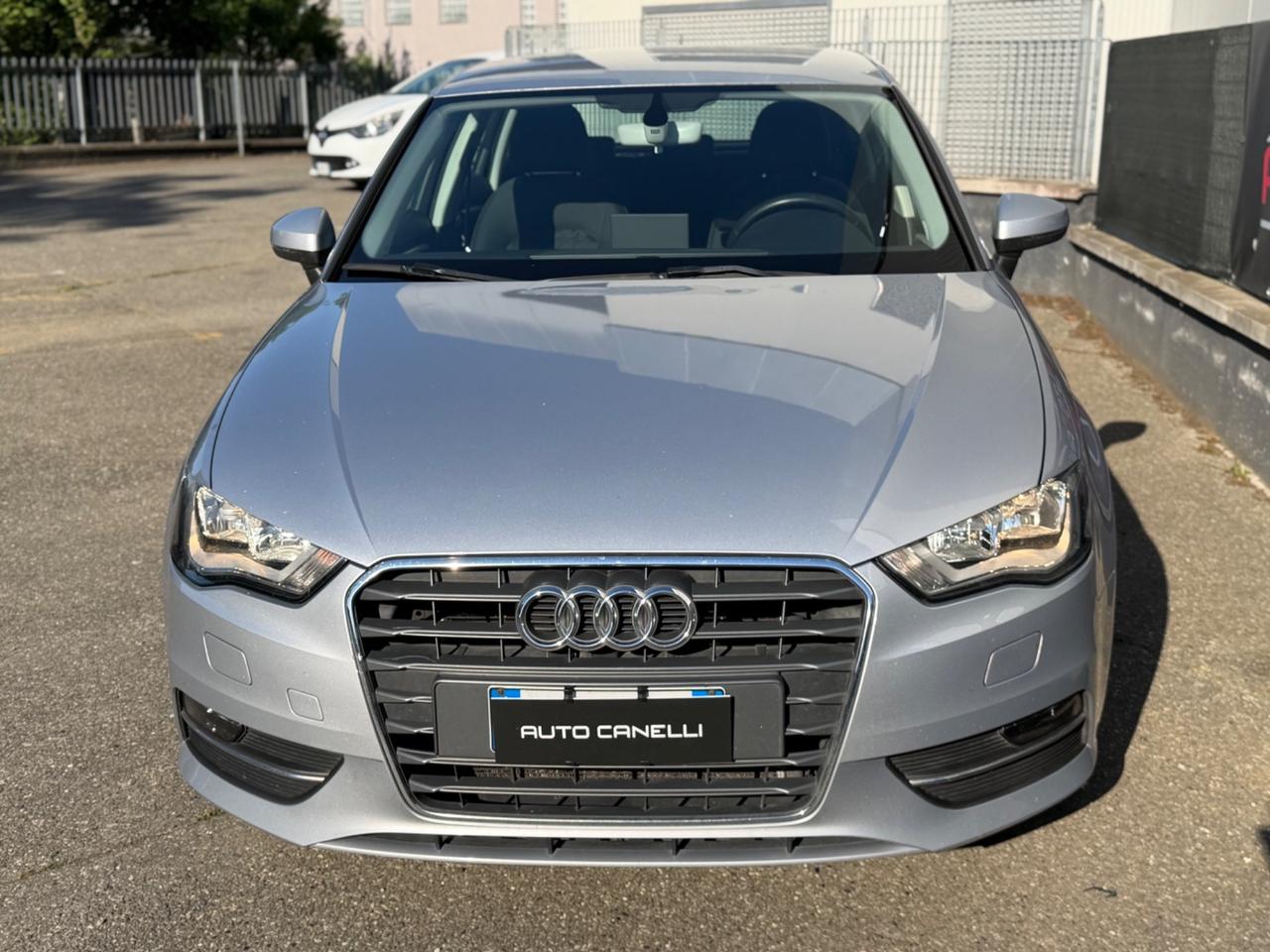 Audi A3 SPB 1.6 TDI ultra Attraction UNICO PROP