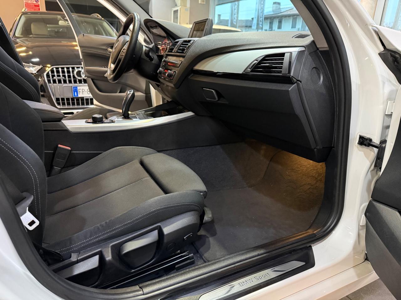 Bmw 118 118d 5p Sport UNICO PROPRIETARIO !