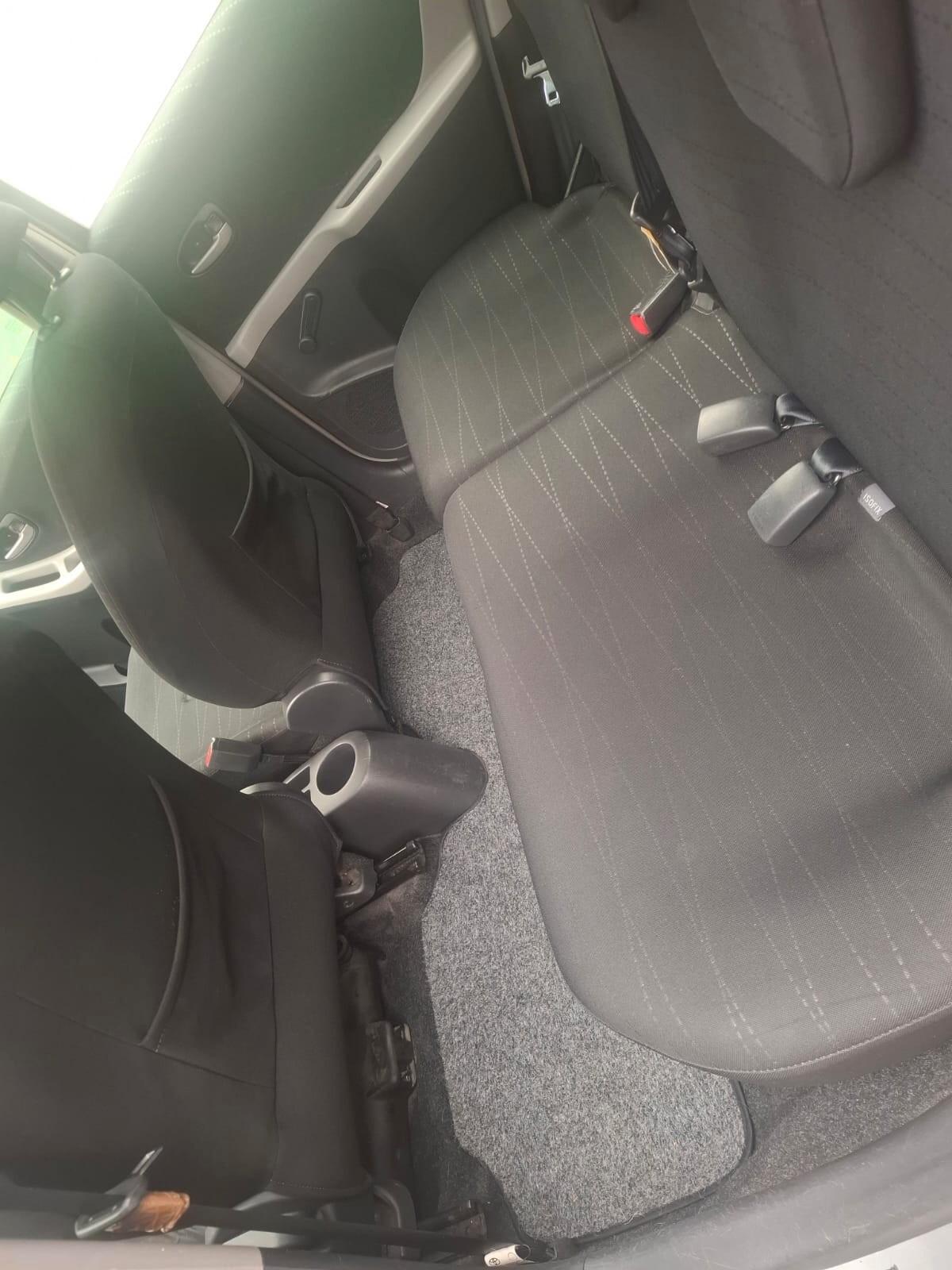 Toyota Yaris 1.3 5 porte Navi 87 Cv (64kw)