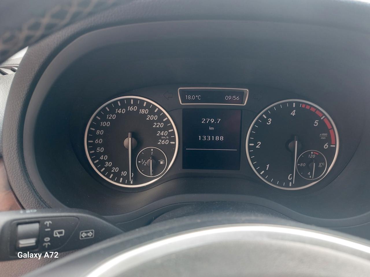 Mercedes-benz B 200 CDI BlueEFFICIENCY Premium