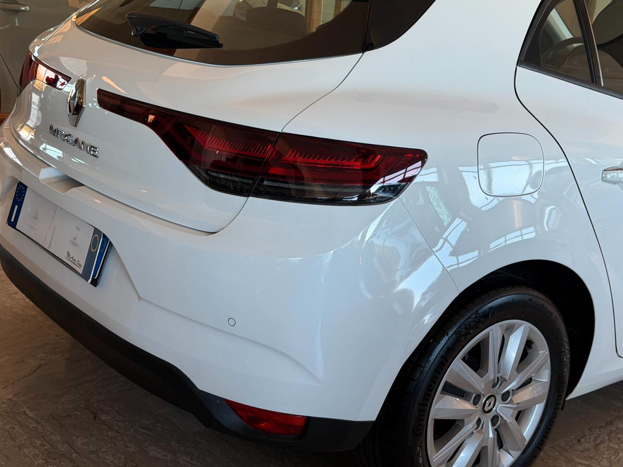 Renault Megane 1.5 BLUEDCI 115 cv. 5 porte BUSINESS (Nav)