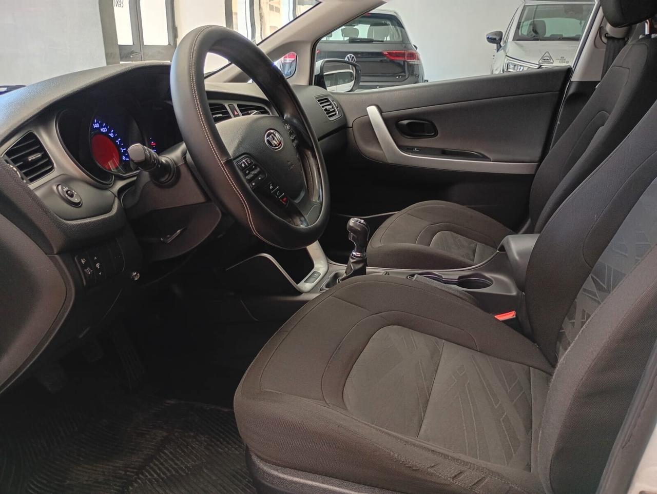 Kia Ceed cee'd 1.4 CRDi SW Active
