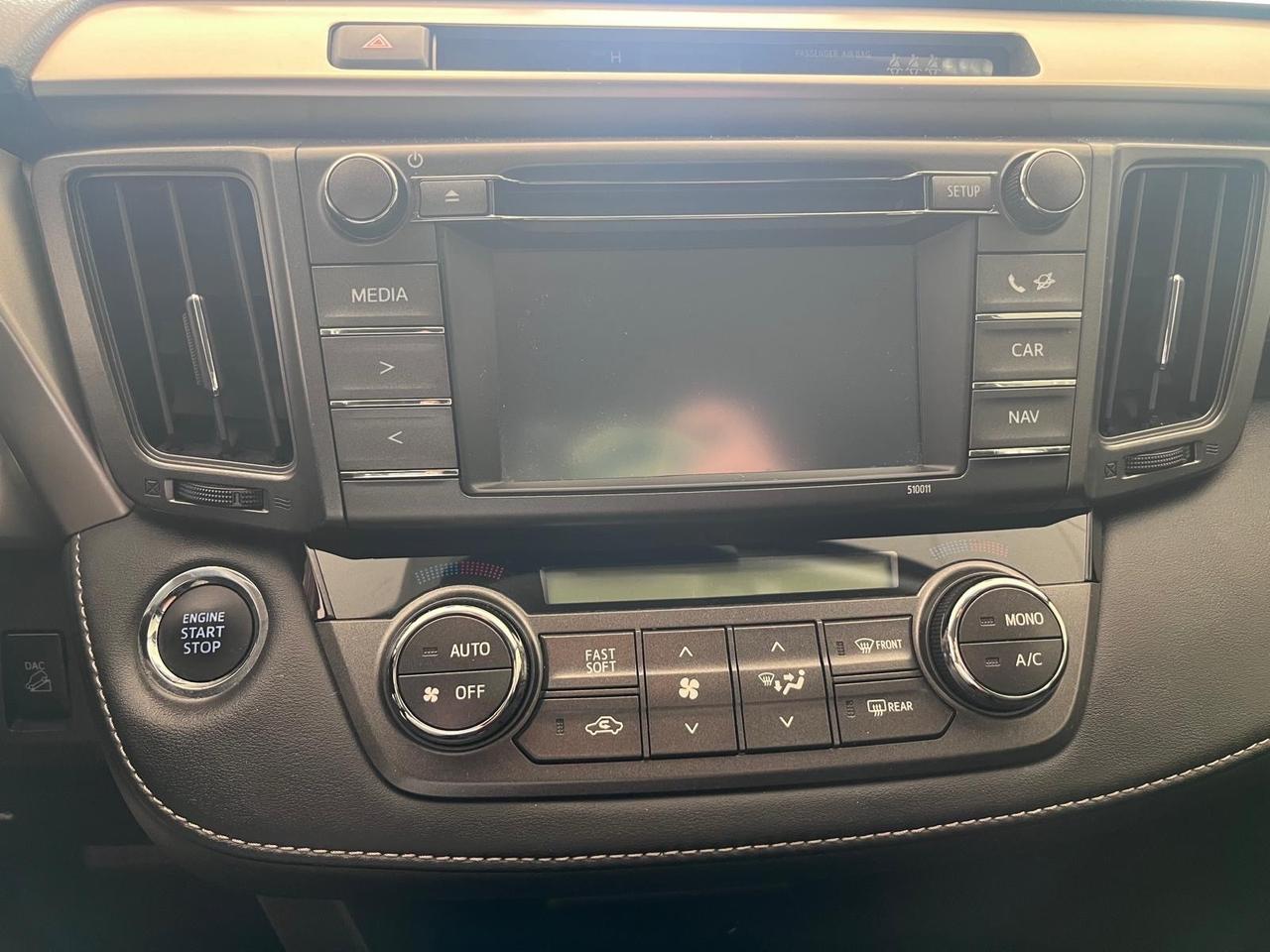 Toyota RAV4 - 2015 2.2 D-CAT 4WD 150cv 129.000 KM