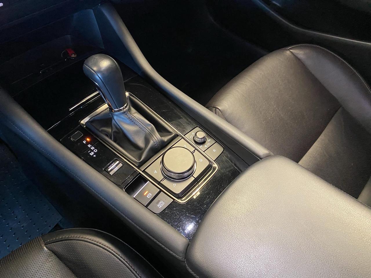 Mazda 3 5p 2.0 m-hybrid Exclusive 186cv 6at