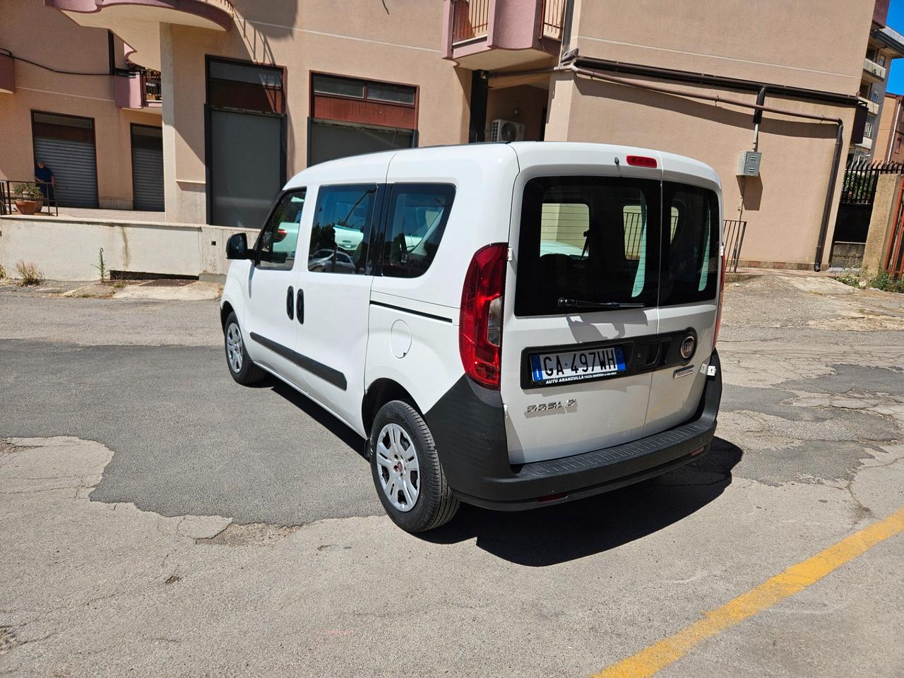 FIAT DOBLO' 1300 MJT 5 POSTI IVA COMPRESA KM CERTI