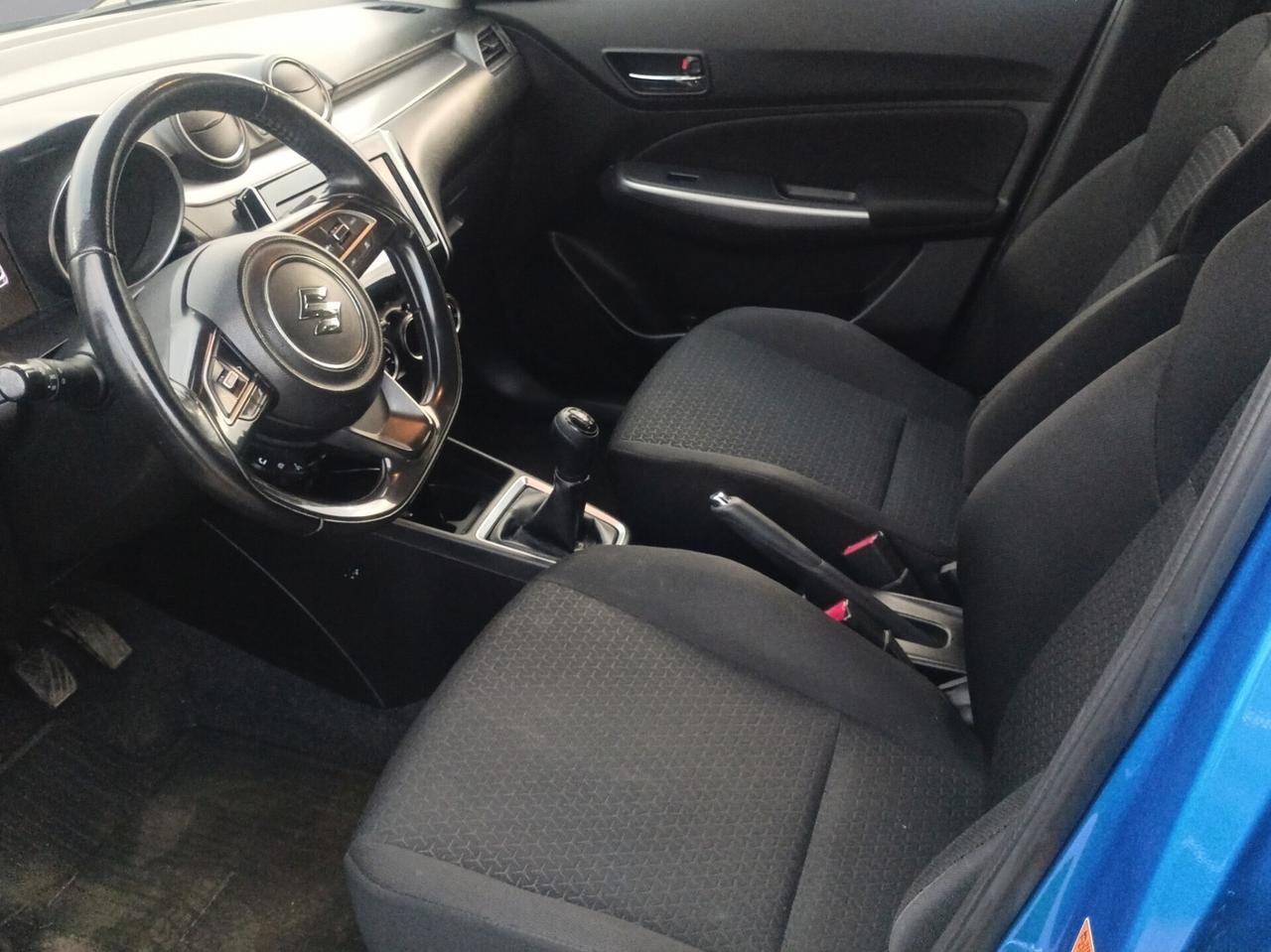 Suzuki Swift 1.2 Hybrid Top