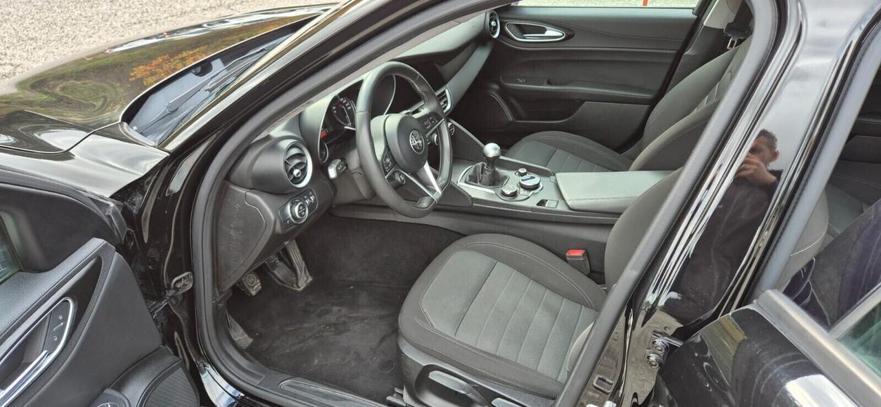 Alfa Romeo Giulia Mj 150CV Bus.-km82.000-Uniprip.