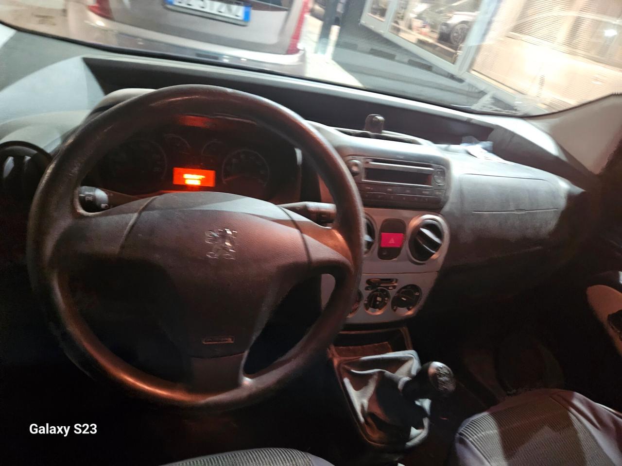 Peugeot Bipper Tepee 1.3 HDi 75 FAP Outdoor