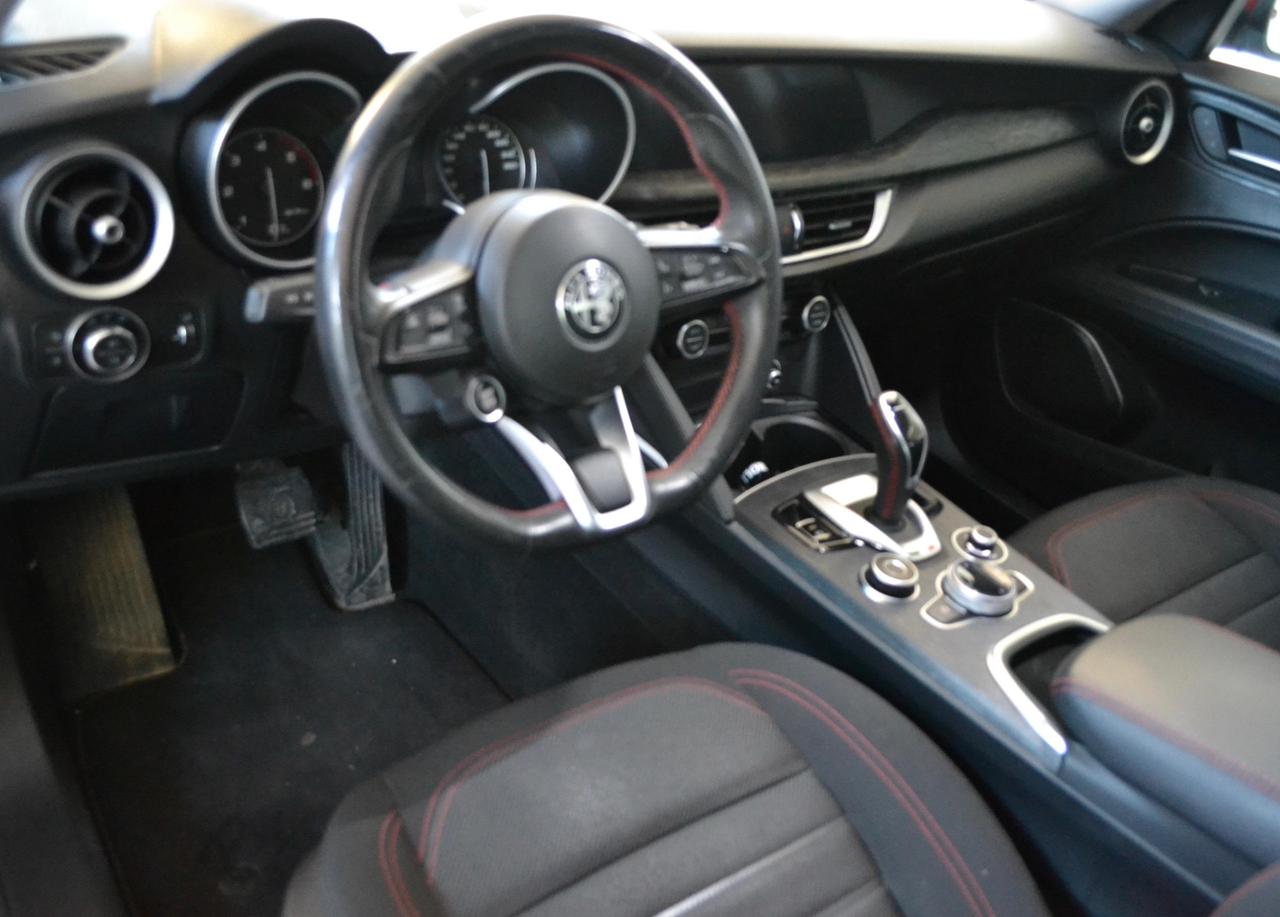 Alfa Romeo Stelvio 2.2 Turbodiesel 160 CV AT8 RWD Business