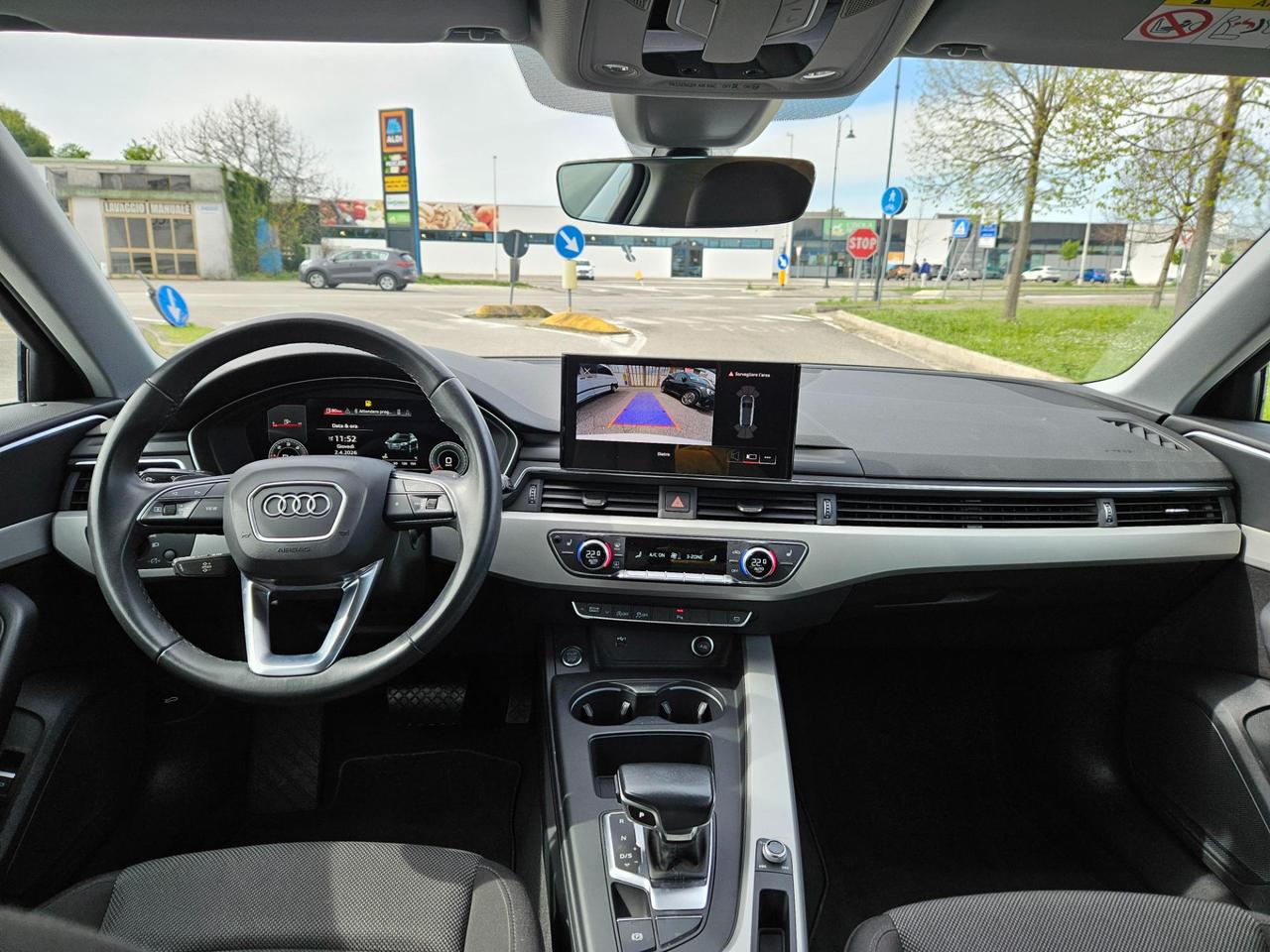 Audi A4 Avant 35 2.0 tdi mhev Business Advanced 163cv s-tronic