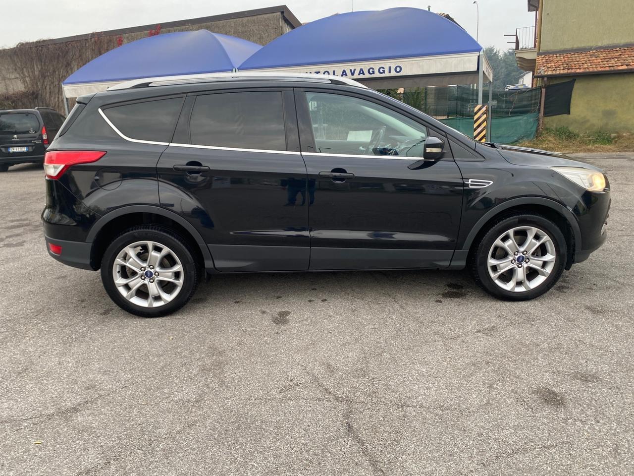 Ford Kuga 2.0 TDCI 163 CV 4WD Powershift Titanium