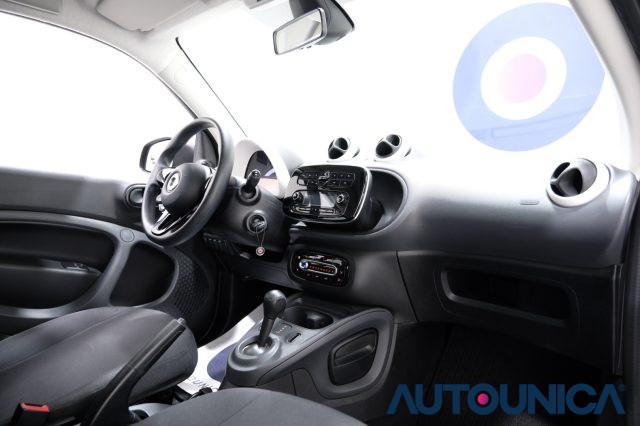 SMART ForTwo 70 1.0 TWINAMIC TETTO PANORAMA NEOPATENTATI
