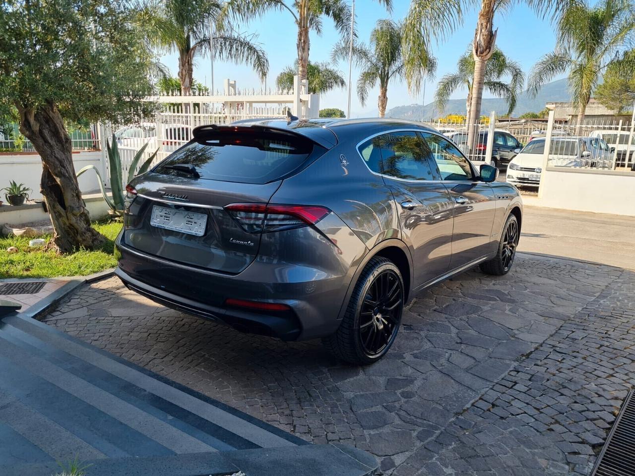 Maserati Levante V6 AWD Gransport UNICO PROPRIETARIO VULCANO 1 DI 150 NUMERATA