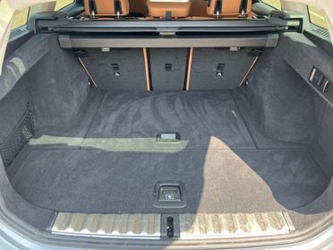 BMW 318 d 48V Touring