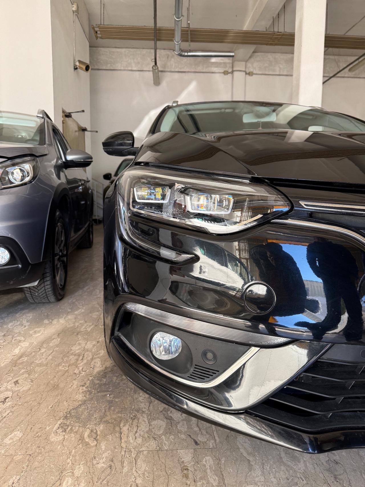 Renault Megane Mégane Sporter Blue dCi 115 CV EDC Business