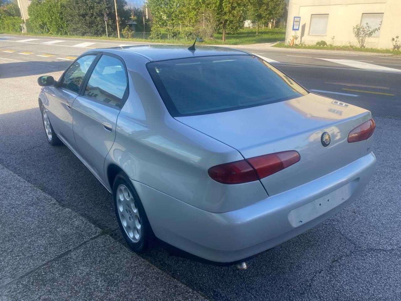 Alfa Romeo 166 2.4 JTD Progression