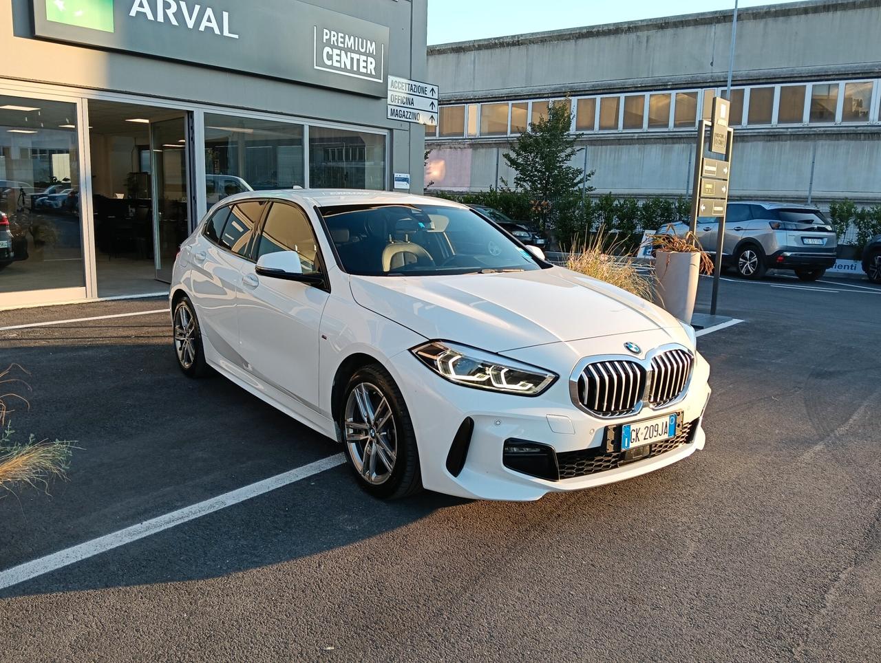 Bmw 120 120d 5p. Msport