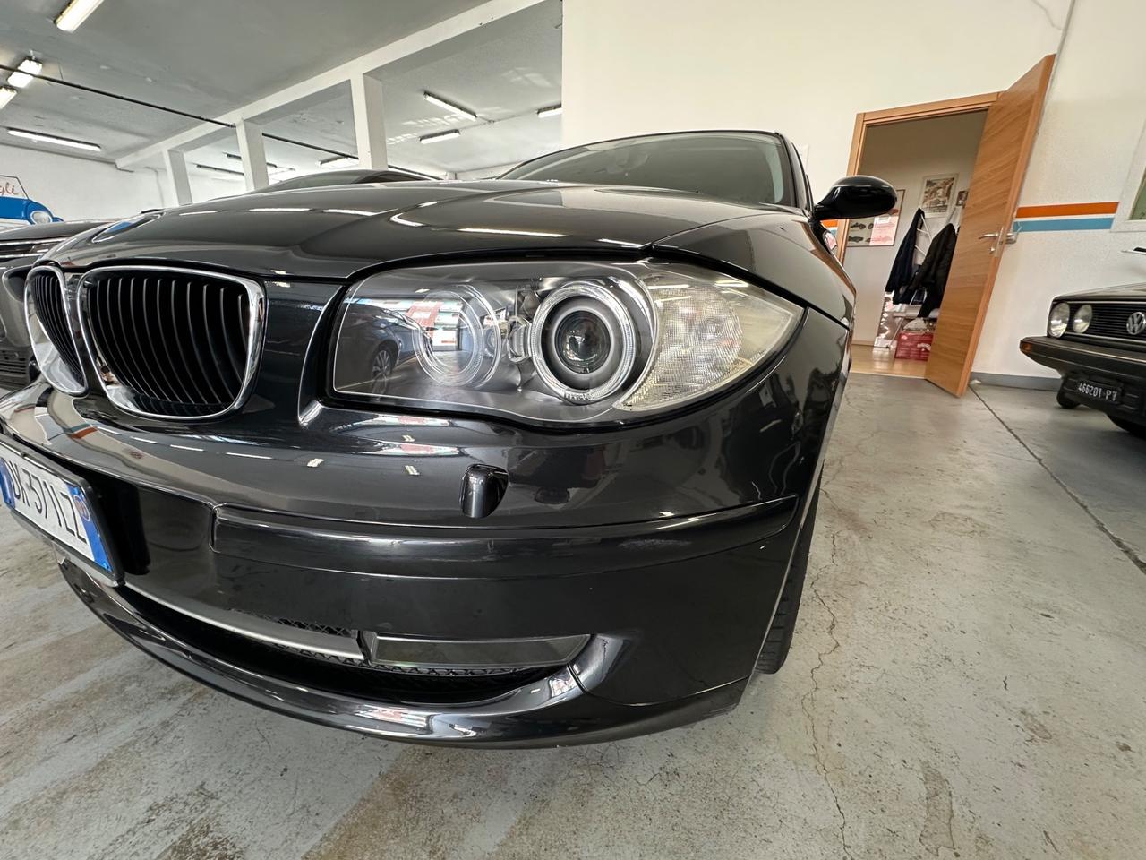Bmw 120 120i cat 3 porte Futura - Pelle Xeno Autonavigli
