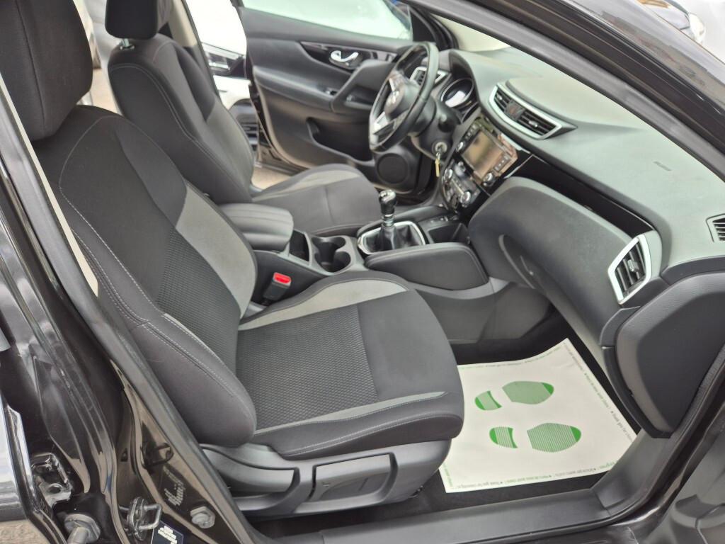 Nissan Qashqai 1.5 dCi 115CV E6 NAVI CAMERA