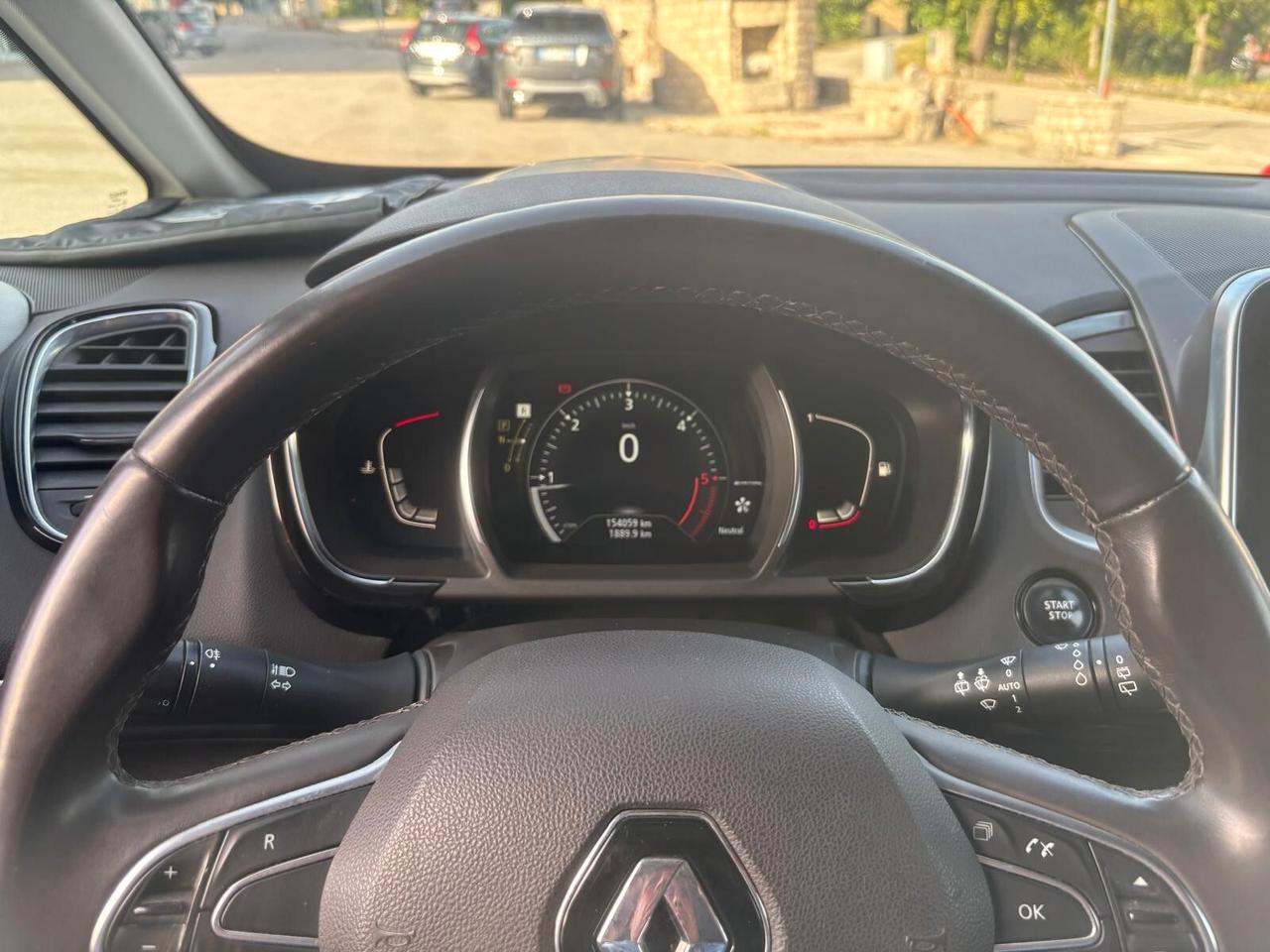 Renault Espace dCi 160CV EDC Energy Initiale Paris 4Control