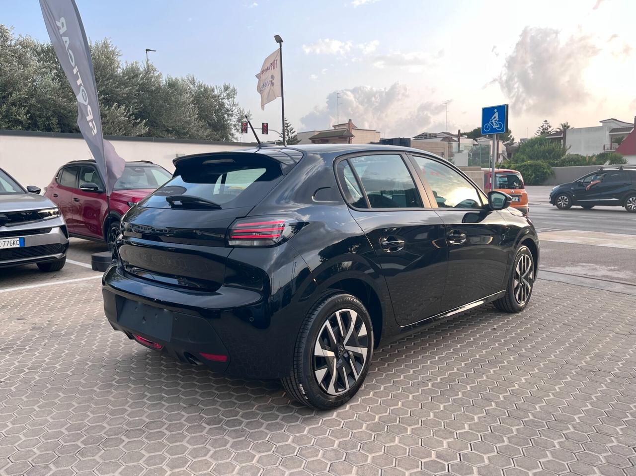 Peugeot 208 1.2 turbo Style 100cv Km0 (catena distribuzione)