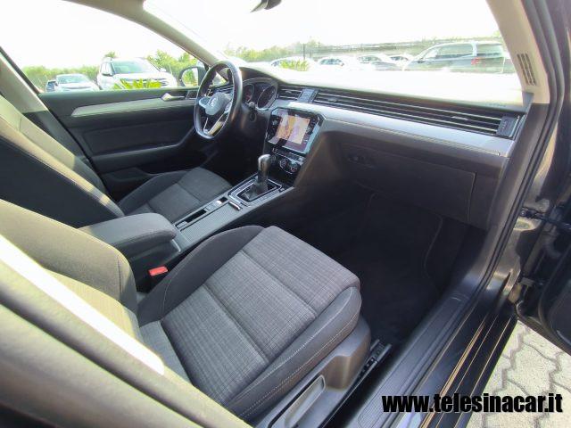 VOLKSWAGEN Passat Variant 1.6 TDI SCR DSG Business BMT