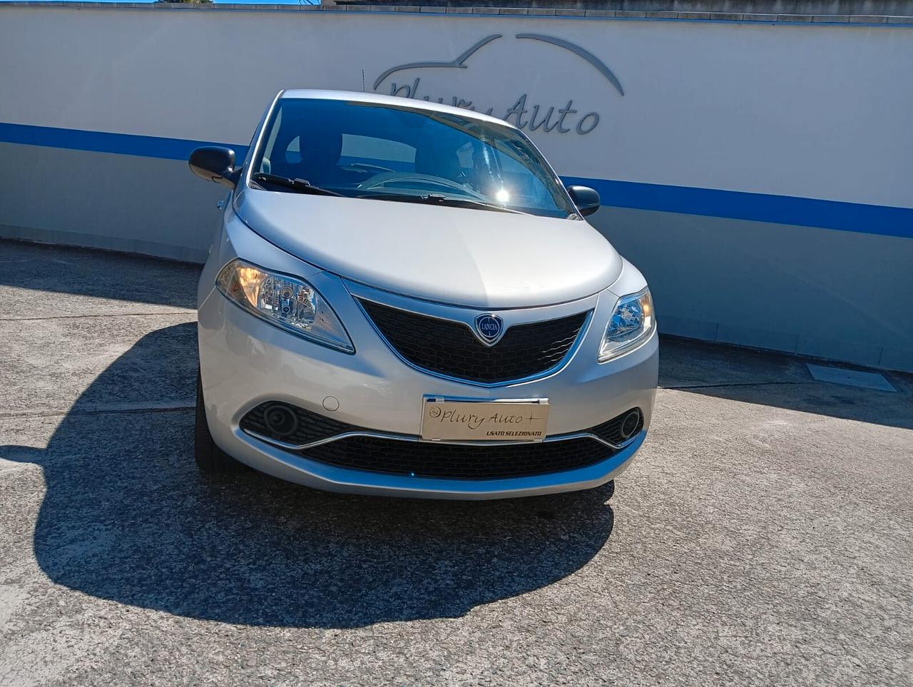 Lancia Ypsilon 1.3 MJT 16V 95 CV 5 porte S&S Silver