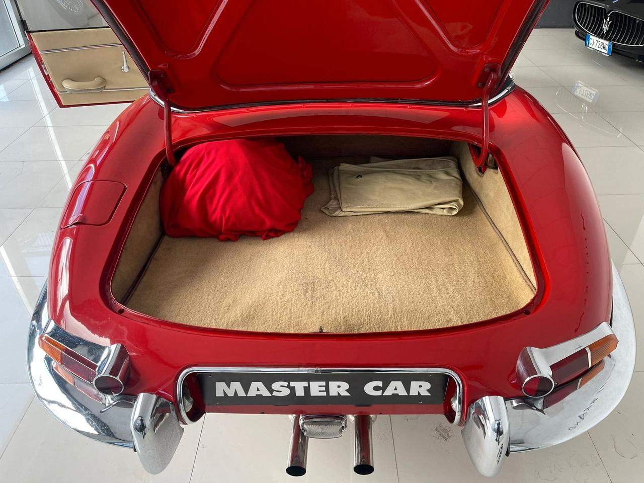 Jaguar E-Type Cabrio da 265 Cv